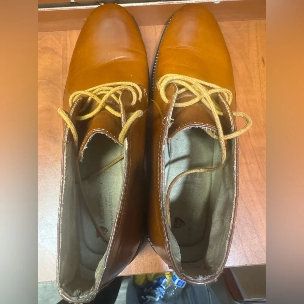 Deer Stags Tan Chukka Boots